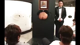 在學生聚會色情片中發生團體性交
