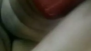 嬌小的泰國女孩在肛門需要大公雞