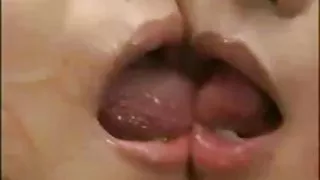 兄弟偷看了他妹妹的性愛色情片
