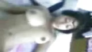 第一人稱性愛與滲透到剃光貓色情