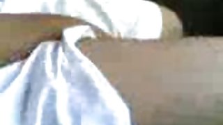亂倫 - 爺爺性交年輕的孫女在屁股，並完成了她的色情臀部