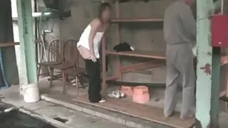 異族三人組與年輕的乳頭色情