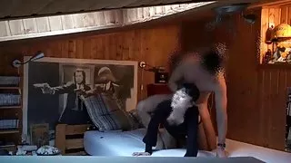 大猩猩與一個巨大的雞巴強姦多汁的金髮色情屁股