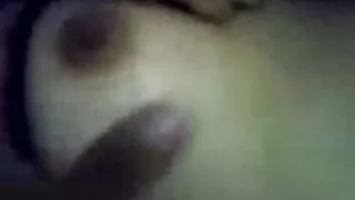 兩個女孩吮吸和性交色情片