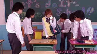 與俄羅斯黑髮色情團體性交