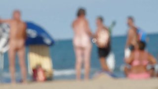 一個黑人女人色情的白人的前奏